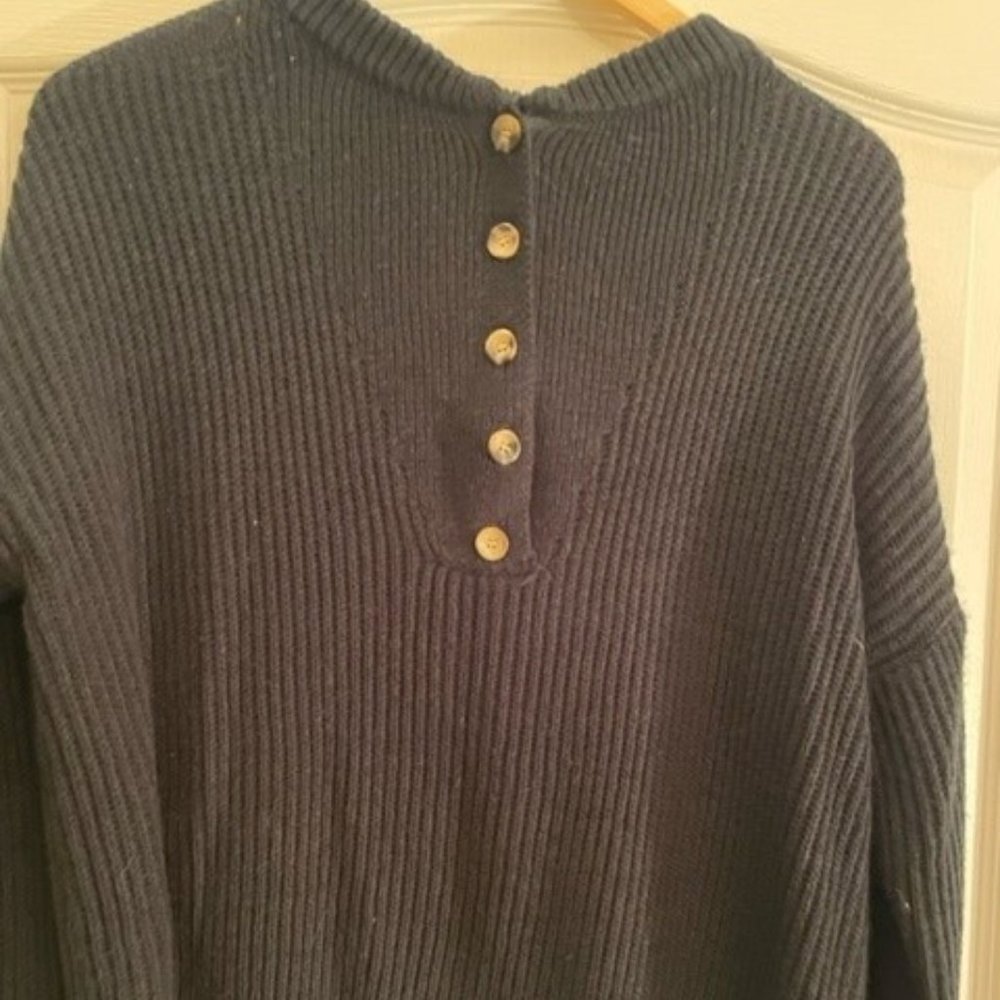 Women's Black Knitted Sweater - Size Small
